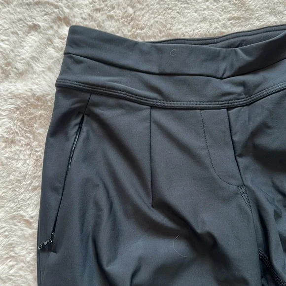 NWOT lululemon cold weather jogger - size 4 - Picture 4 of 13